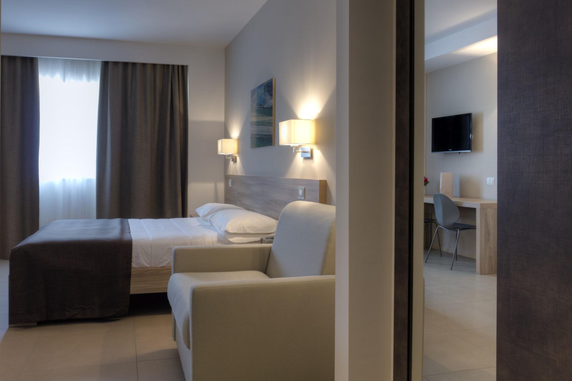 Hotel Dimorae Rooms And Suites - Apartments Civitanova Marche Exterior foto
