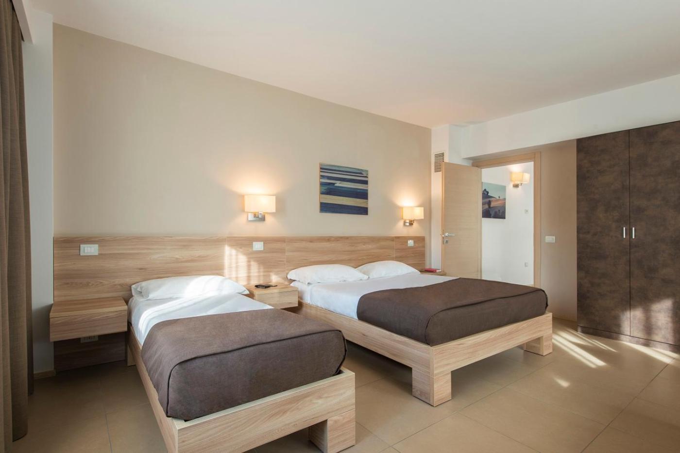 Hotel Dimorae Rooms And Suites - Apartments Civitanova Marche Zimmer foto