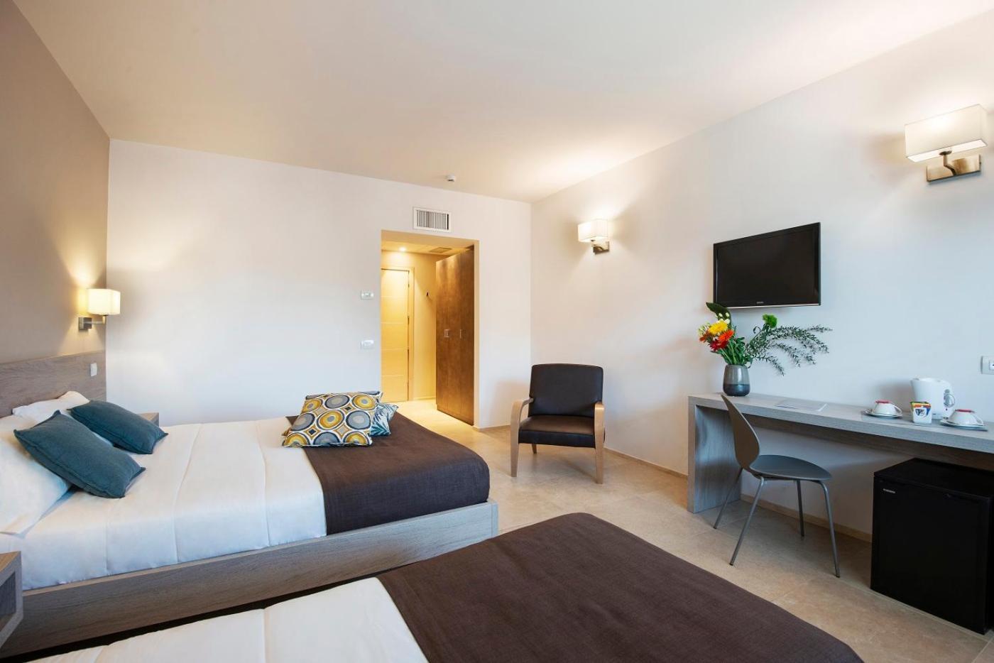 Hotel Dimorae Rooms And Suites - Apartments Civitanova Marche Zimmer foto